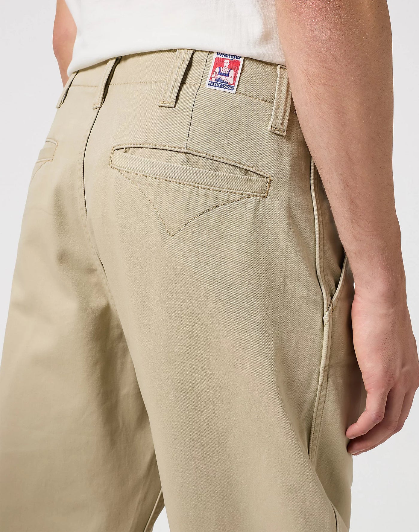 Wrangler Casey Jones Chino Relaxed Pants - Saddle