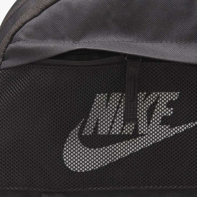 Nike Rucksack 21 Liter DD 0562 - Black 010