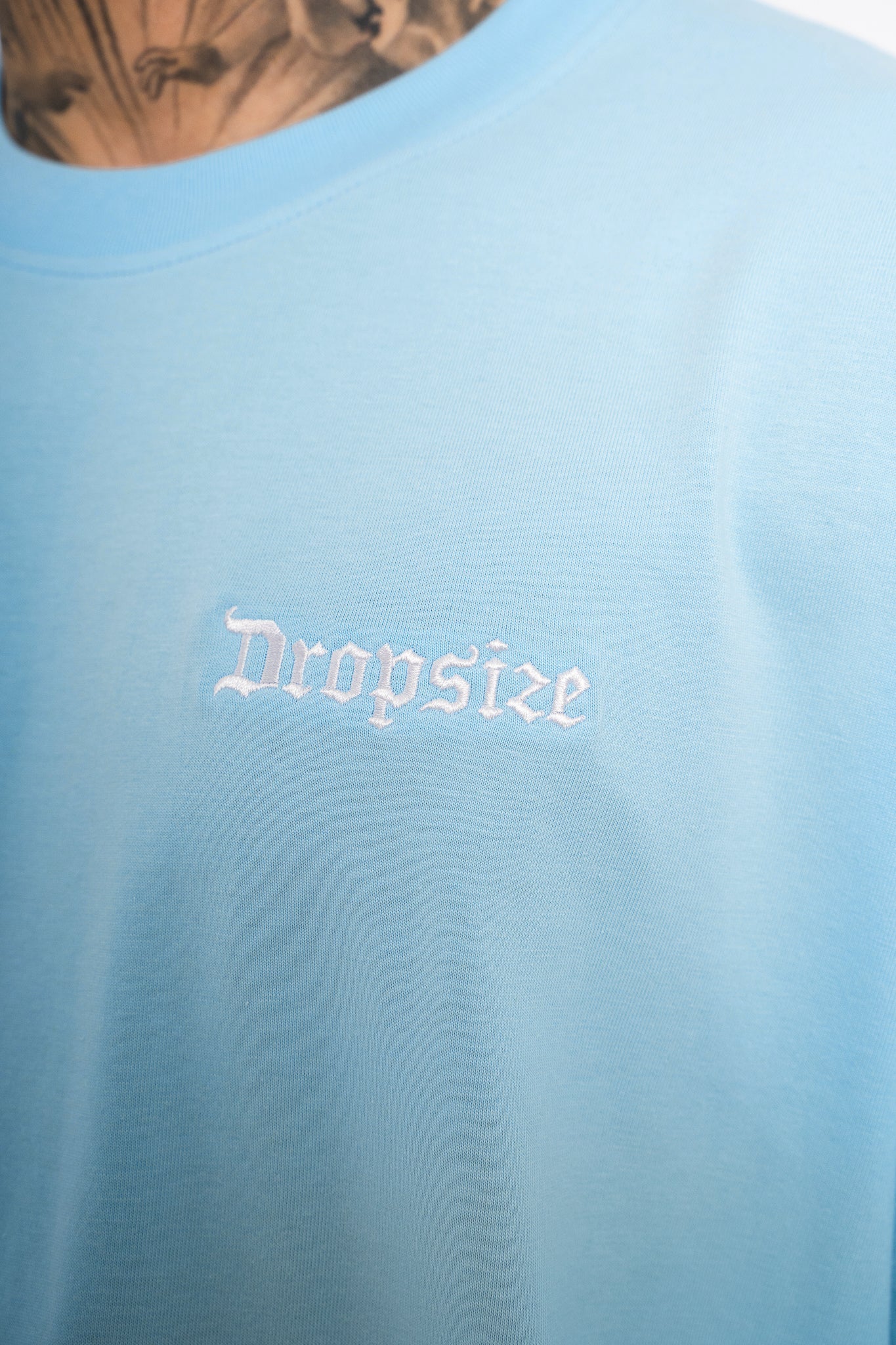 Dropsize TS-020 HEAVY OVERSIZE EMBO T-SHIRT - BABY BLUE