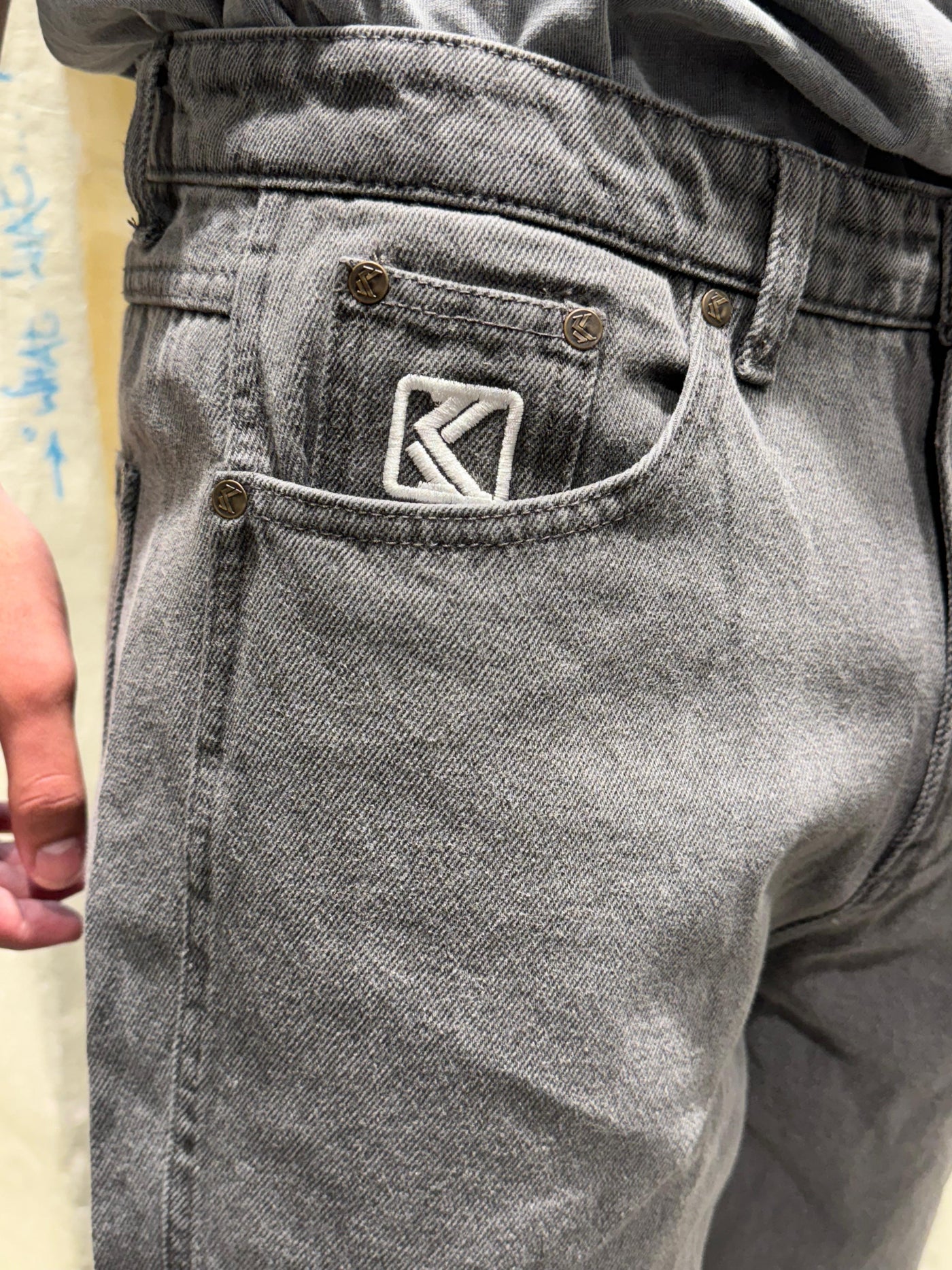 Karl Kani Small Signature Five Pocket Denim Baggy Jeans - Light Grey