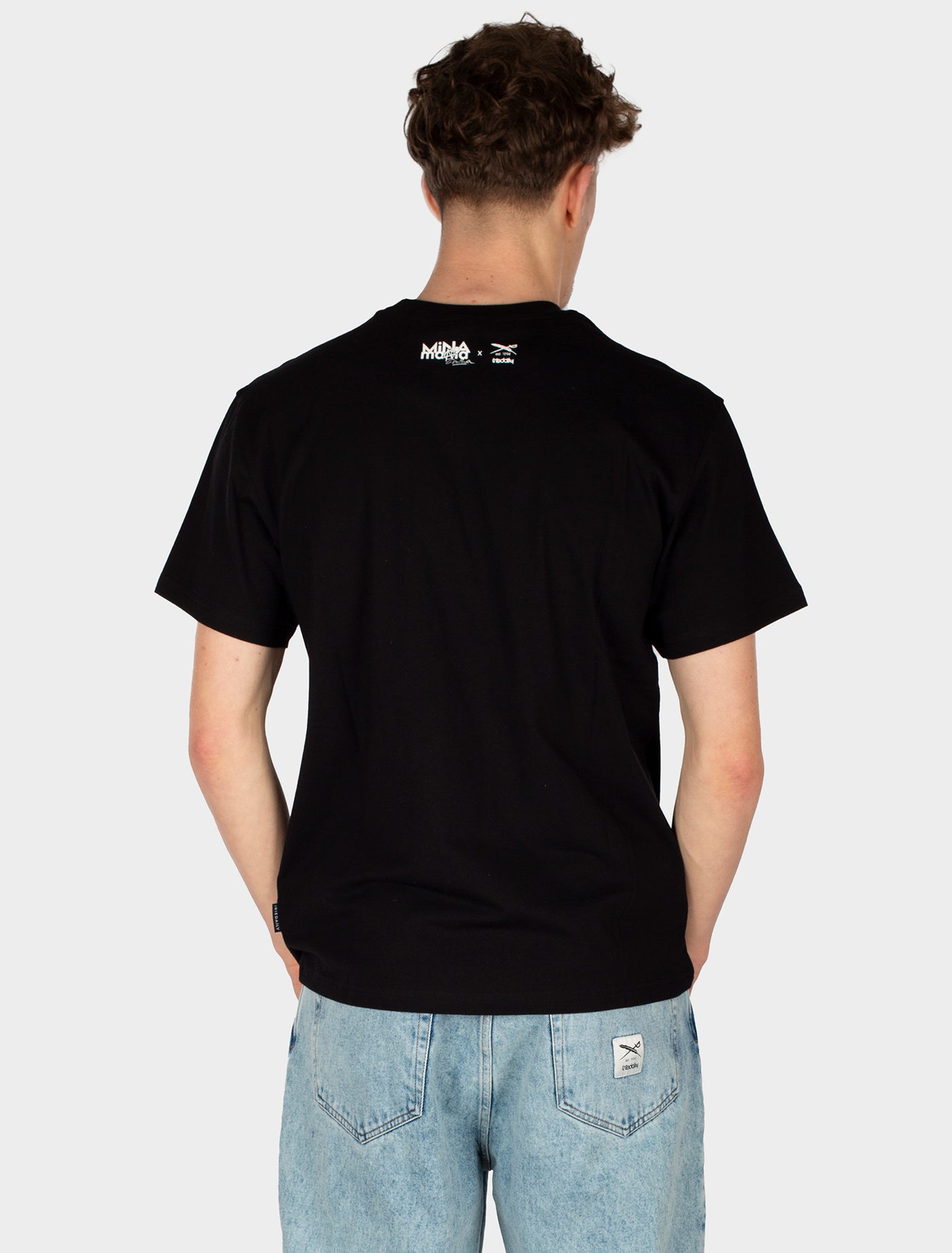 Iredaily Hug Life T-Shirt Tee - Black